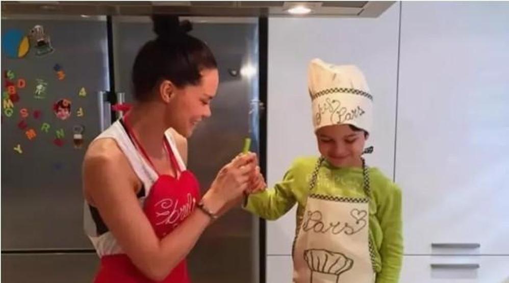 Ebru Şallı’dan oğluna yürek burkan anma
