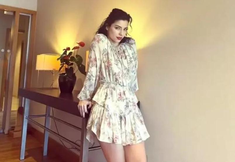 Merve Boluğur’dan dikkat çeken aşk yorumu: “Aşk sadece Allah’a duyulandır”