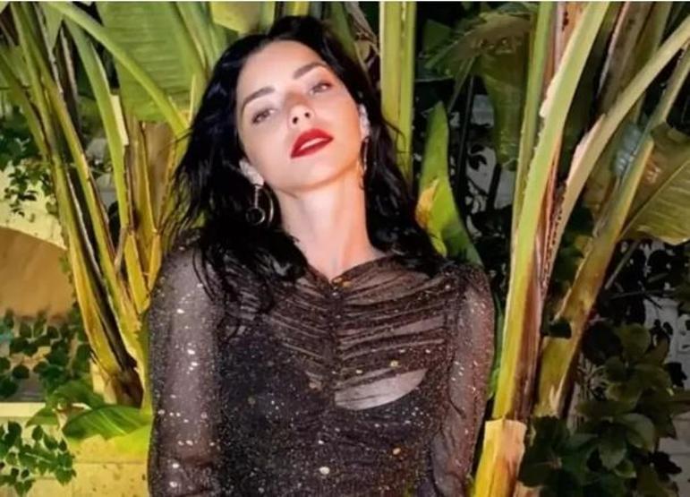 Merve Boluğur’dan dikkat çeken aşk yorumu: “Aşk sadece Allah’a duyulandır”