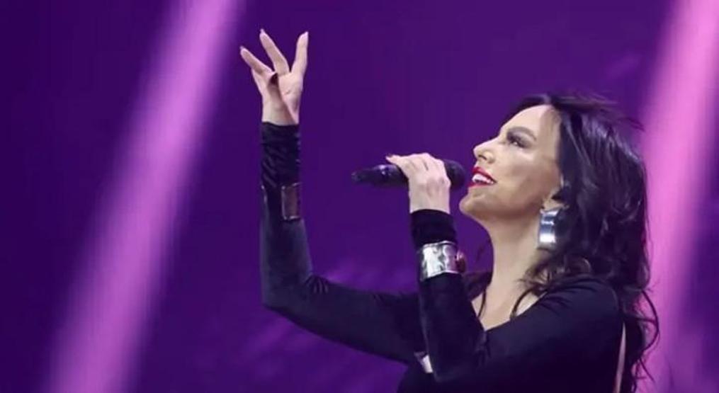 Ebru Gündeş’in Yüzündeki Değişim Gündem Oldu: Estetik İçin Harcadığı Rakam Şaşırttı