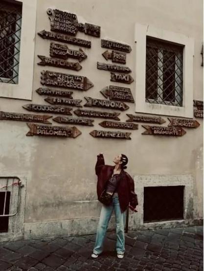 Oğuzhan Koç ve Hazal Subaşı’ndan Roma’da Romantik Kutlama