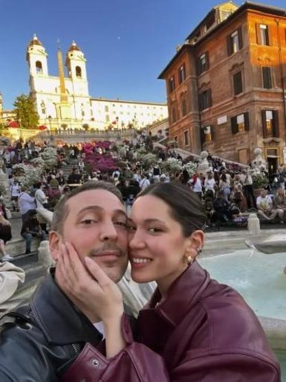 Oğuzhan Koç ve Hazal Subaşı’ndan Roma’da Romantik Kutlama