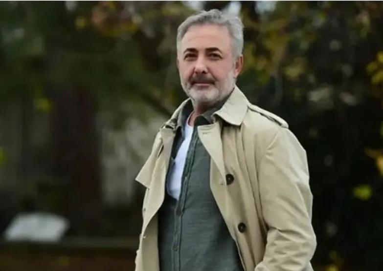 Mehmet Aslantuğ’un Acı Günü: Annesi Hayatını Kaybetti
