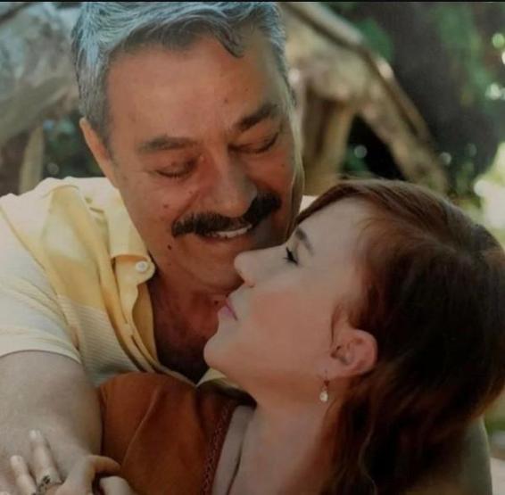 Jülide Kural, 27 Yıllık Hayat Arkadaşı Kadir İnanır’ın Son Anına Kadar Yanındaydı