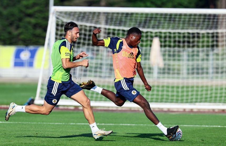 Fenerbahçe’de hazırlıklar sürüyor