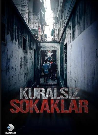 KURALSIZ SOKAKLARDA ARDA GÜLER SEVGİSİ