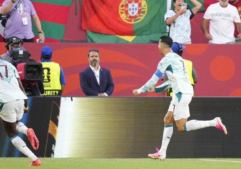 Portekiz tur atladı: Ronaldo tarihe geçti