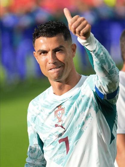 Portekiz tur atladı: Ronaldo tarihe geçti