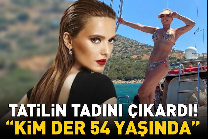 Demet Akalından bikinili tatil pozu Kim der 54 yaşında