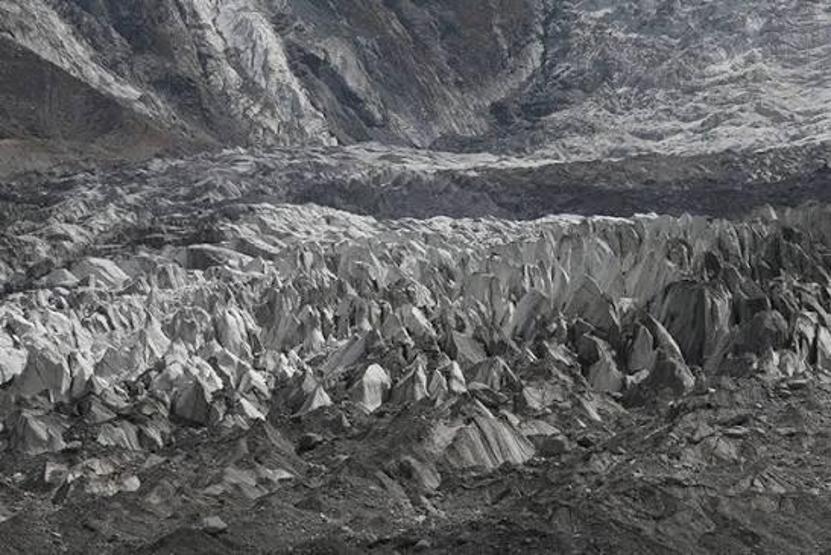 ÖLÜM DAĞINDA İNSANÜSTÜ MEYDAN OKUMA Oksijensiz zirve, duraksız iniş