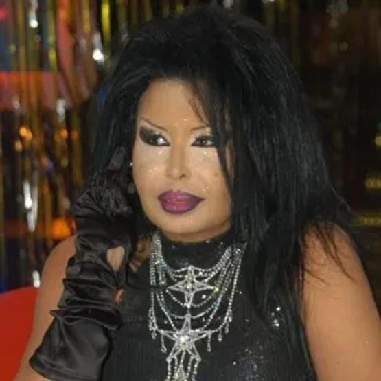 BÜLENT ERSOY ESTETİK AMELİYAT OLDU Diva hastaneden paylaştı: Biz starların yaşı yoktur ama...