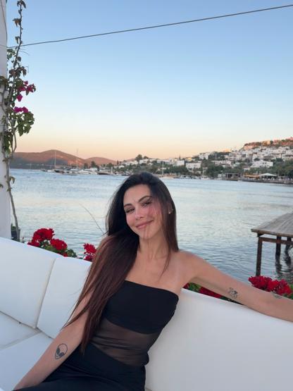 Daha 17’nin Nuray’ı Dilara Aksüyek Bodrumun Tadını Çıkarıyor: Yaz, Seni En Çok Ben Seviyorum