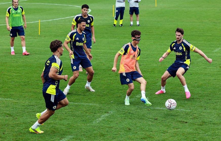 Fenerbahçe, Avusturya mesaisine başladı