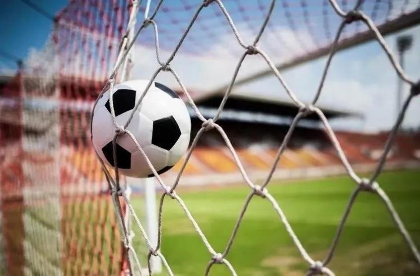 SÜPER LİG FİKSTÜRÜ AÇIKLANDI: 2026-2027 sezonu fikstürü belli oldu İşte Beşiktaş, Galatasaray, Fenerbahçe ve Trabzonspor derbi tarihleri