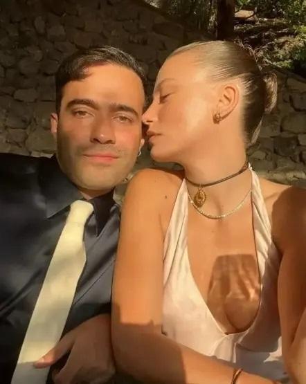 Serenay Sarıkaya, İtalyada tatilde Büyük aşkı Mert Demir kayıtsız kalamadı KALPLER HAVADA UÇUŞTU