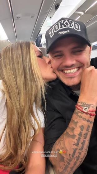 ÖPMELERE DOYAMADI Mauro Icardi ile China Suarez aşka geldi