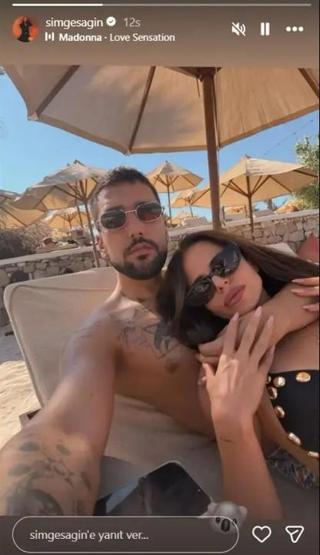Simge Sağından romantik tatil paylaşımı Aşkını tek emojiyle anlattı