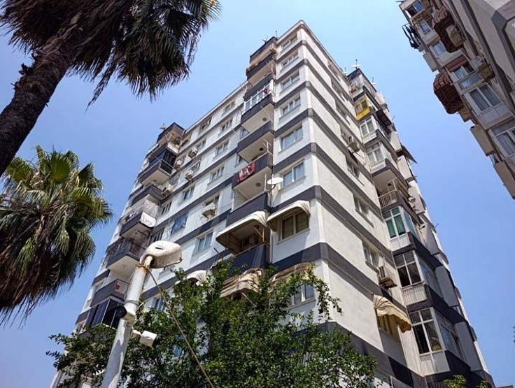 Vahşi cinayet: Çocuklarının annesini katletti