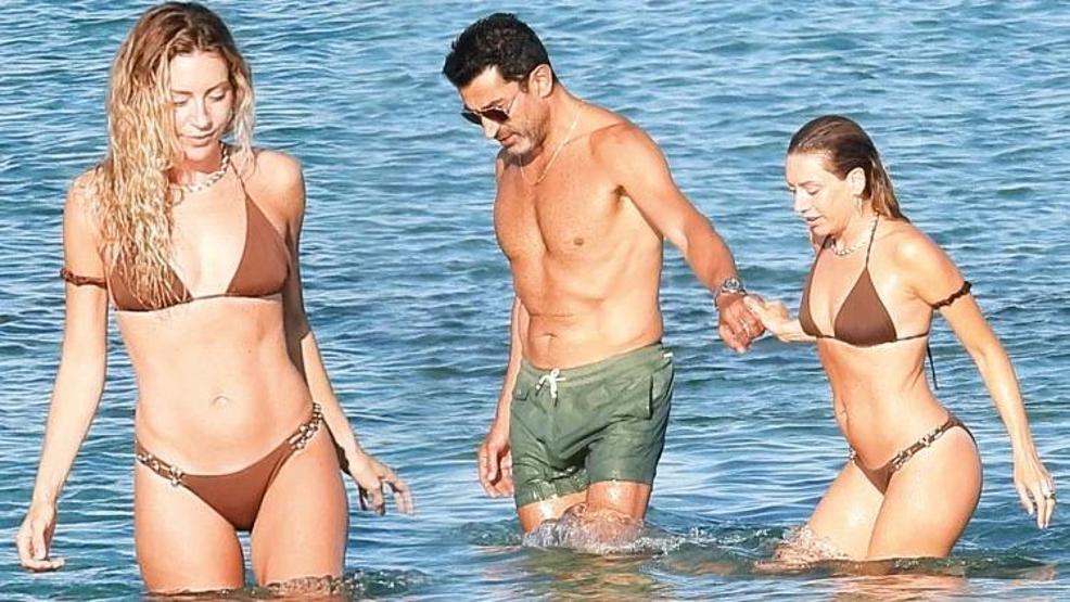 PLAJLARA ÜNLÜ AKINI Bodrum, Çeşme Sahilleri Şenlendi... Sinem Kobal, Kenan İmirzalıoğlu, Fahriye Evcen, Burak Özçivit... Kimler Yok ki... Ünlülerin Tatil Kareleri