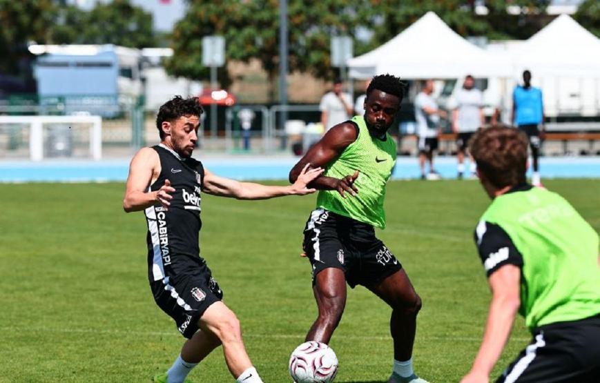 Beşiktaş, günü tek antrenmanla kapattı 1 günde 2 maç oynayacaklar