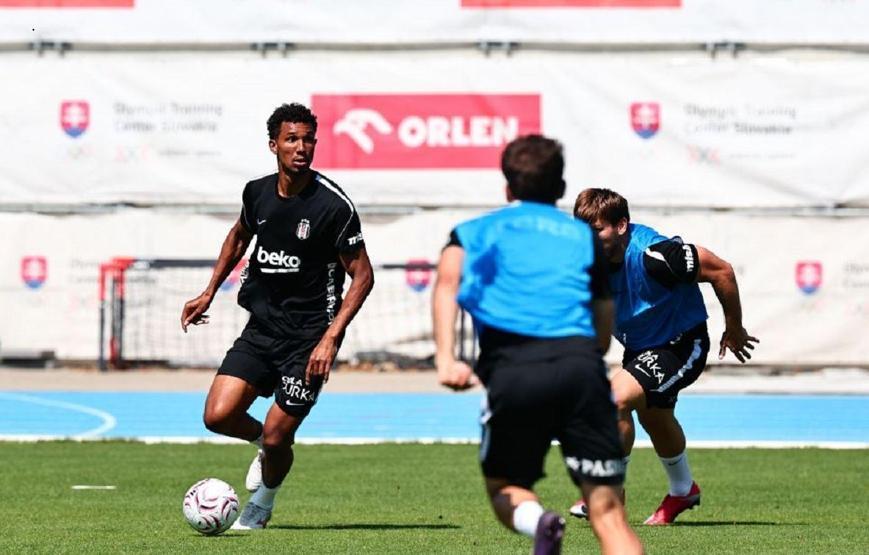 Beşiktaş, günü tek antrenmanla kapattı 1 günde 2 maç oynayacaklar