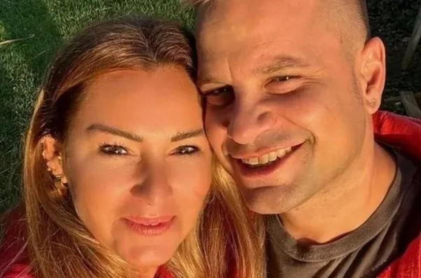 Pınar Altuğ ile Yağmur Atacanın çorap tartışması gündem oldu Sanal medya ikiye bölündü