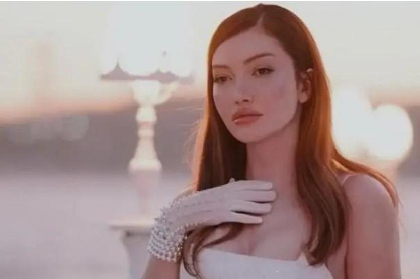 Danla Bilic yeniden ameliyat oldu Son sağlık durumu nasıl