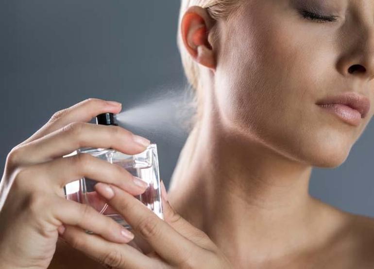 TER KOKUSUNA BİTKİSEL ÇÖZÜM: Sadece 3 Malzemeyle Deodorant Yapmak Mümkün 12 Yıllık Aktar 3 Doğal Yağ İle Hazırlanan Tarifi Verdi