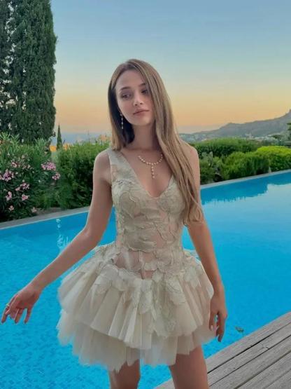 Daha 17nin Leylası Ceren Ayruk sanal medyayı salladı Çağan Efe Ak kayıtsız kalamadı: Peri misiniz