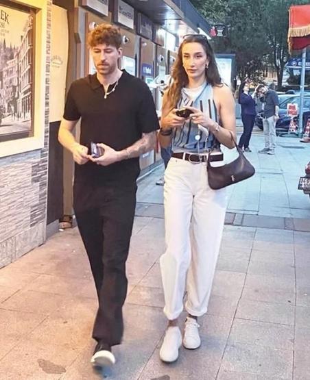 Hande Baladın ile Onuralp Bitim aşkı ilk kez görüntülendi Bebekte objektiflere yakalandılar