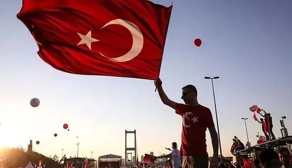 15 TEMMUZ DARBE GİRİŞİMİ NE ZAMAN OLDU 15 Temmuz Kaçıncı Yıl Dönümü 15 Temmuzda Kaç Şehit Verildi