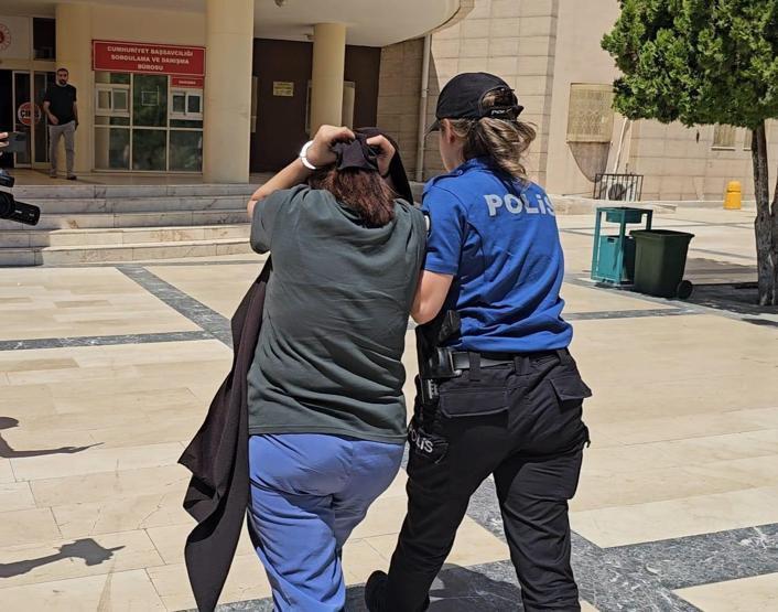 Yer: Şanlıurfa Hemşire kıyafetiyle bebek kaçırmaya çalıştı: Yakalandı