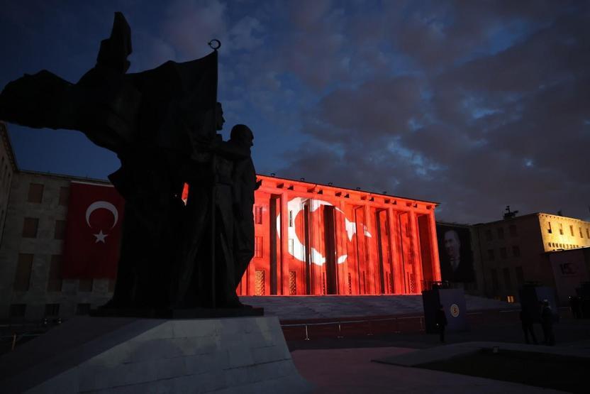 15 Temmuz Destanı TBMM duvarlarında yeniden canlandı