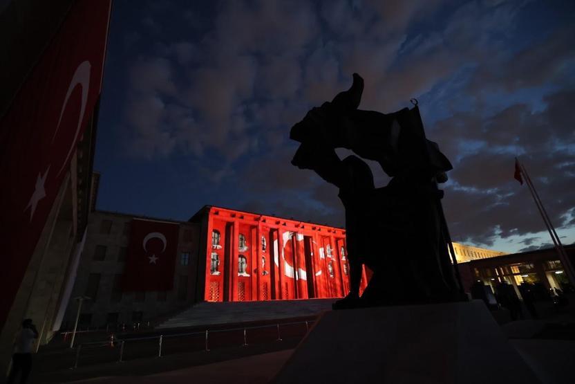 15 Temmuz Destanı TBMM duvarlarında yeniden canlandı