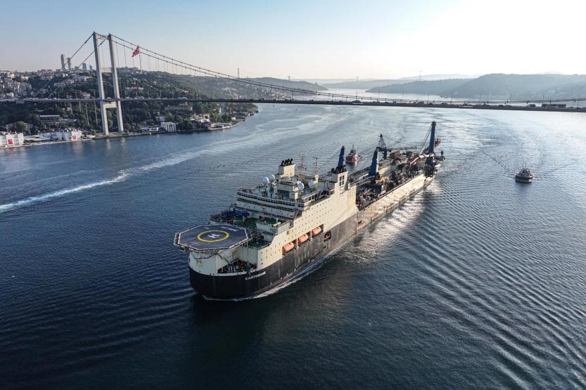 Boğazdan bir dev geçti O anlar havadan görüntülendi