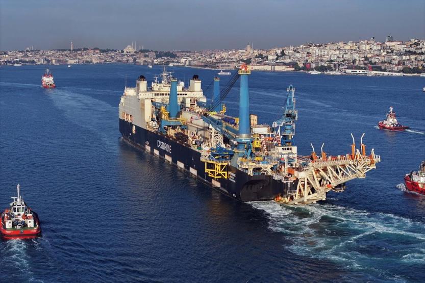 Boğazdan bir dev geçti O anlar havadan görüntülendi