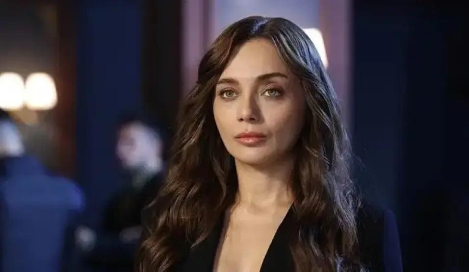 Mutluluğa Evet demişti Damla Sönmezin nikah pozlarına beğeni yağmuru