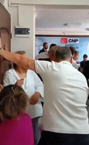 CHP Nazillide koltuk kavgası Kapı kilitledi, yeni başkan dışarıda kaldı