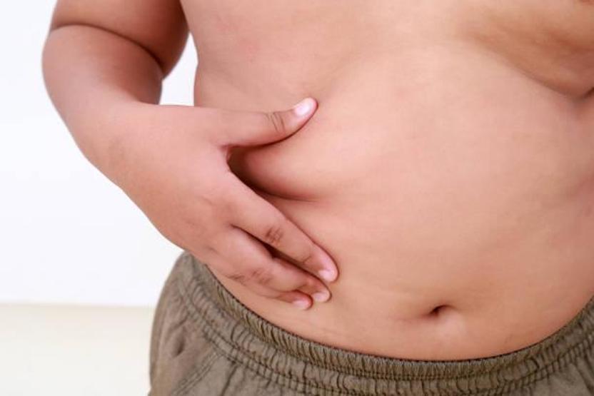 Çocuklarda obezitenin görünmeyen nedeni: Ekran süresi kilo riskini artırıyor