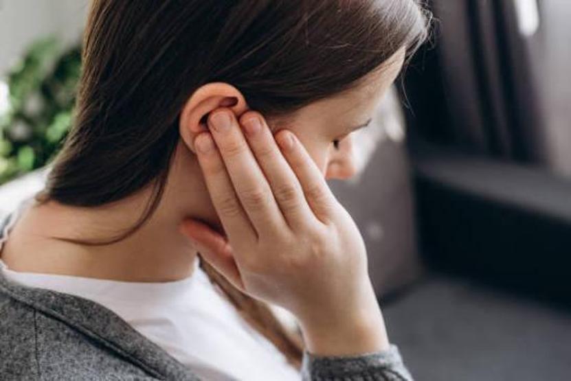 Havuz sonrası kulak ağrısını hafife almayın Uzmanı nedenini açıkladı