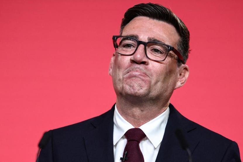 İngiltere’de Burnham dönemi başlıyor: İşçi Partisinin yeni liderinden ilk mesajlar