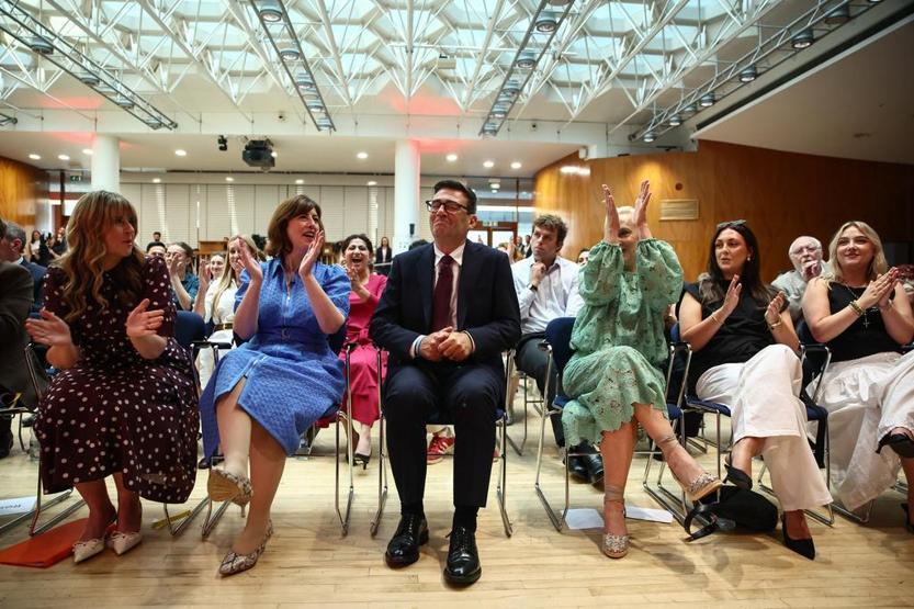 İngiltere’de Burnham dönemi başlıyor: İşçi Partisinin yeni liderinden ilk mesajlar