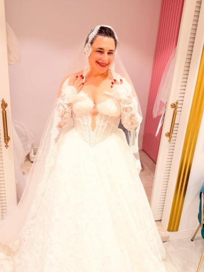 Fatmagülün Suçu Nenin Mukaddesi Esra Dermancıoğlundan şaşırtan paylaşım: Evleniyorum
