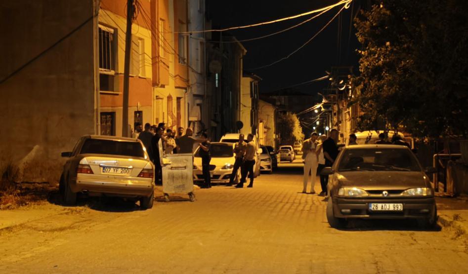 İki aile arasındaki kavga cezaevinde bitti Polisin de yaralandığı kavgada 5 tutuklama