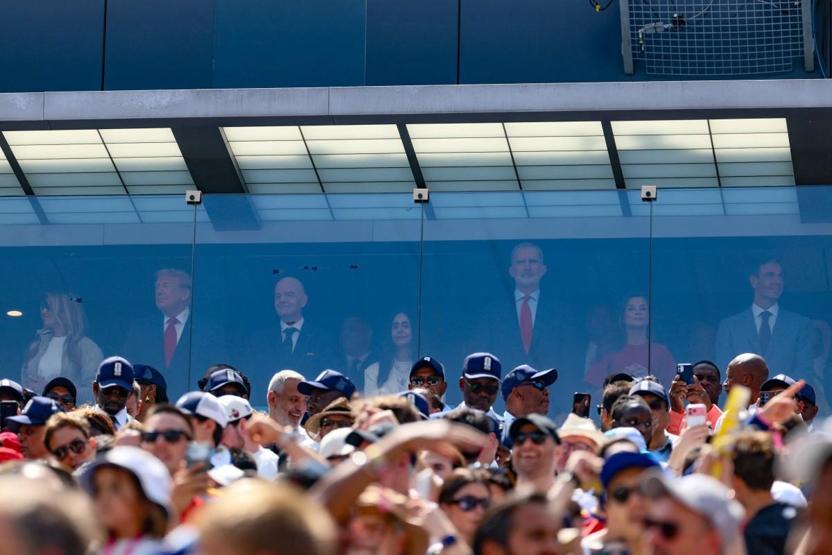 Söz uçar, kupa kalır: Trump ve Sanchezden sürpriz kare