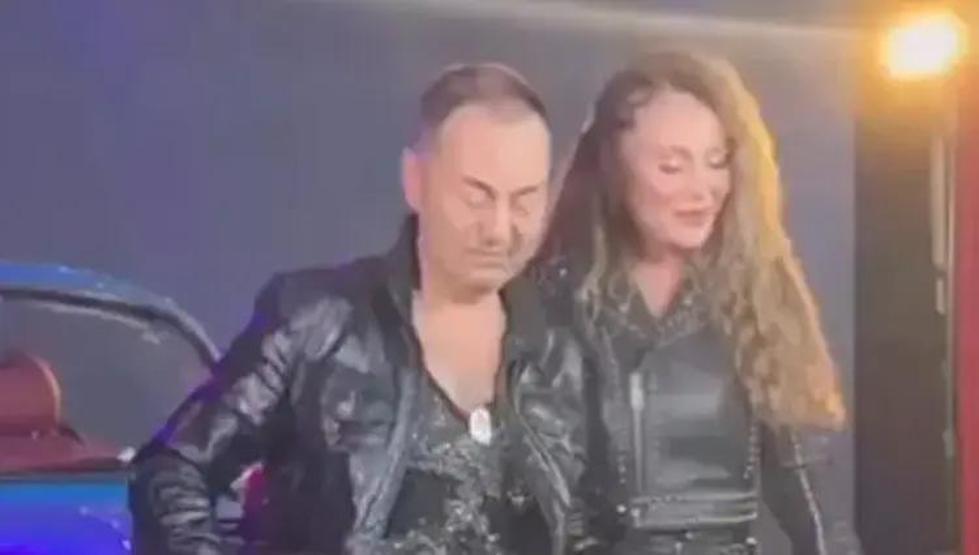 Hastanede 30 Gün Tedavi Gördü Serdar Ortaç’ın Zor Anları Kamerada: Ayaklarım Çok Kötü Durumda