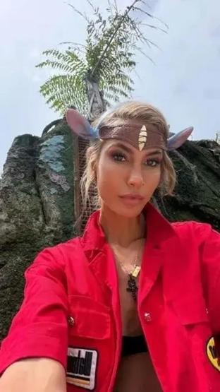 Çağla Şıkel Avatar Dünyasına Girdi Mavi Makarna Deneyimi Olay Oldu