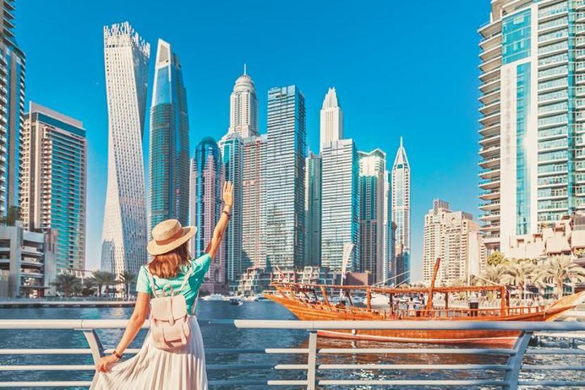 Turist getirene 800 dolarlık ödül Savaştan etkilenen Dubai, çareyi yeni kampanyalarda arıyor…