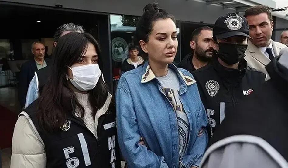 SON DAKİKA | Dilan Polatın eşi Engin Polatın 2 milyon takipçili Instagram hesabına erişim engeli BTKya bildirim yapıldı