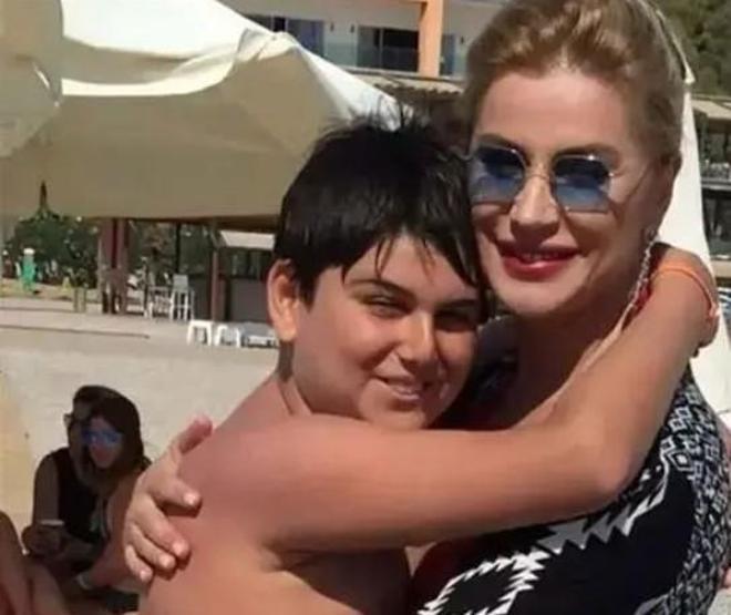 Songül Karlı’nın Oğlu Efe Furkan Büyüdü Son Hali Görenleri Şaşırttı